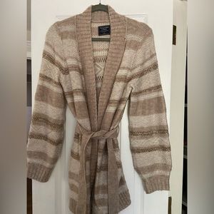 Abercrombie cardigan